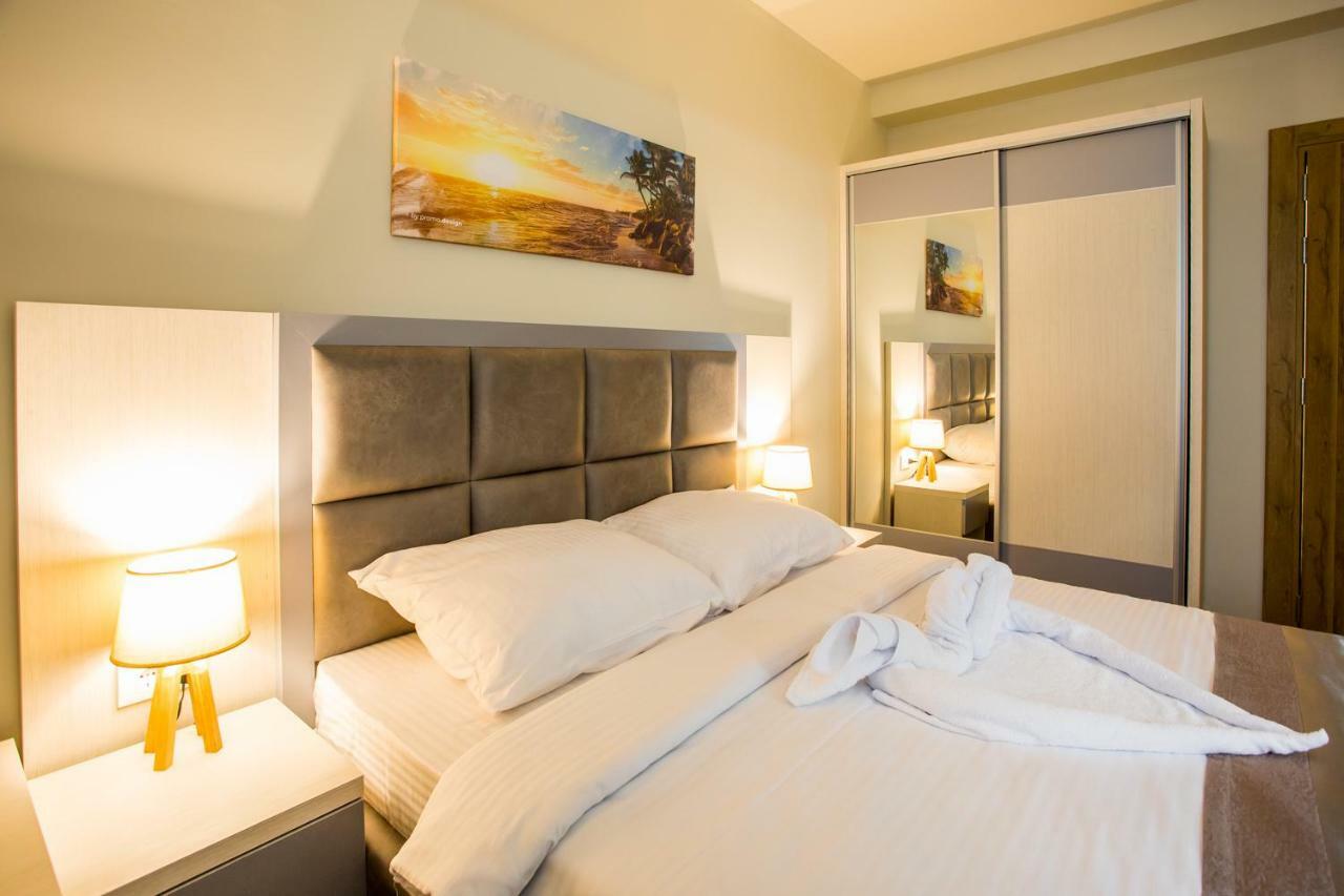 Hotel Olimpija Plus Херцег-Нови Экстерьер фото