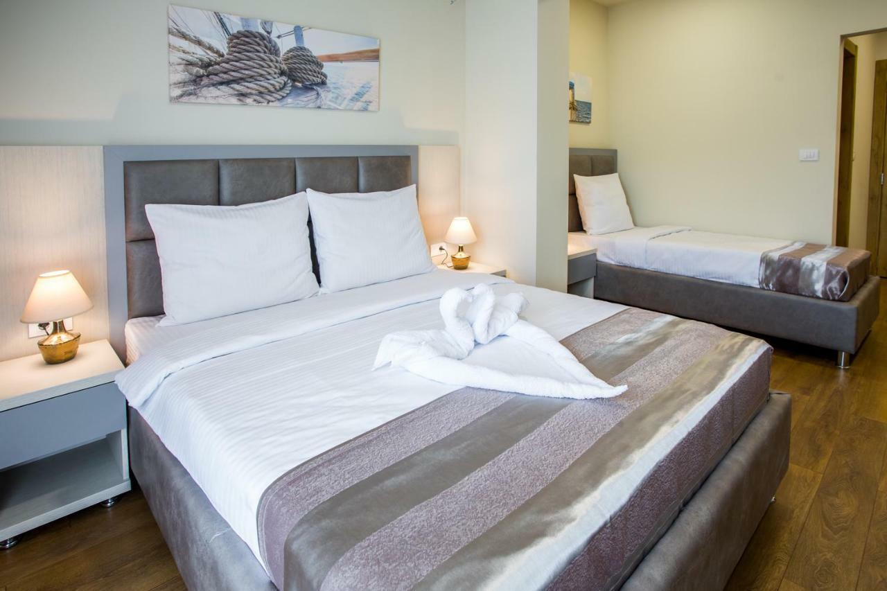 Hotel Olimpija Plus Херцег-Нови Экстерьер фото
